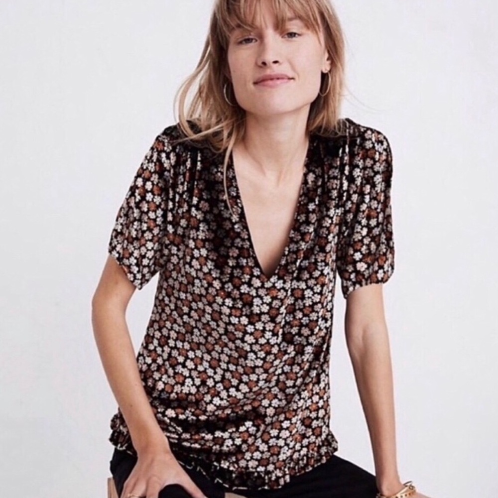 Madewell | Velvet Tulip-Sleeve Floral Top NWT